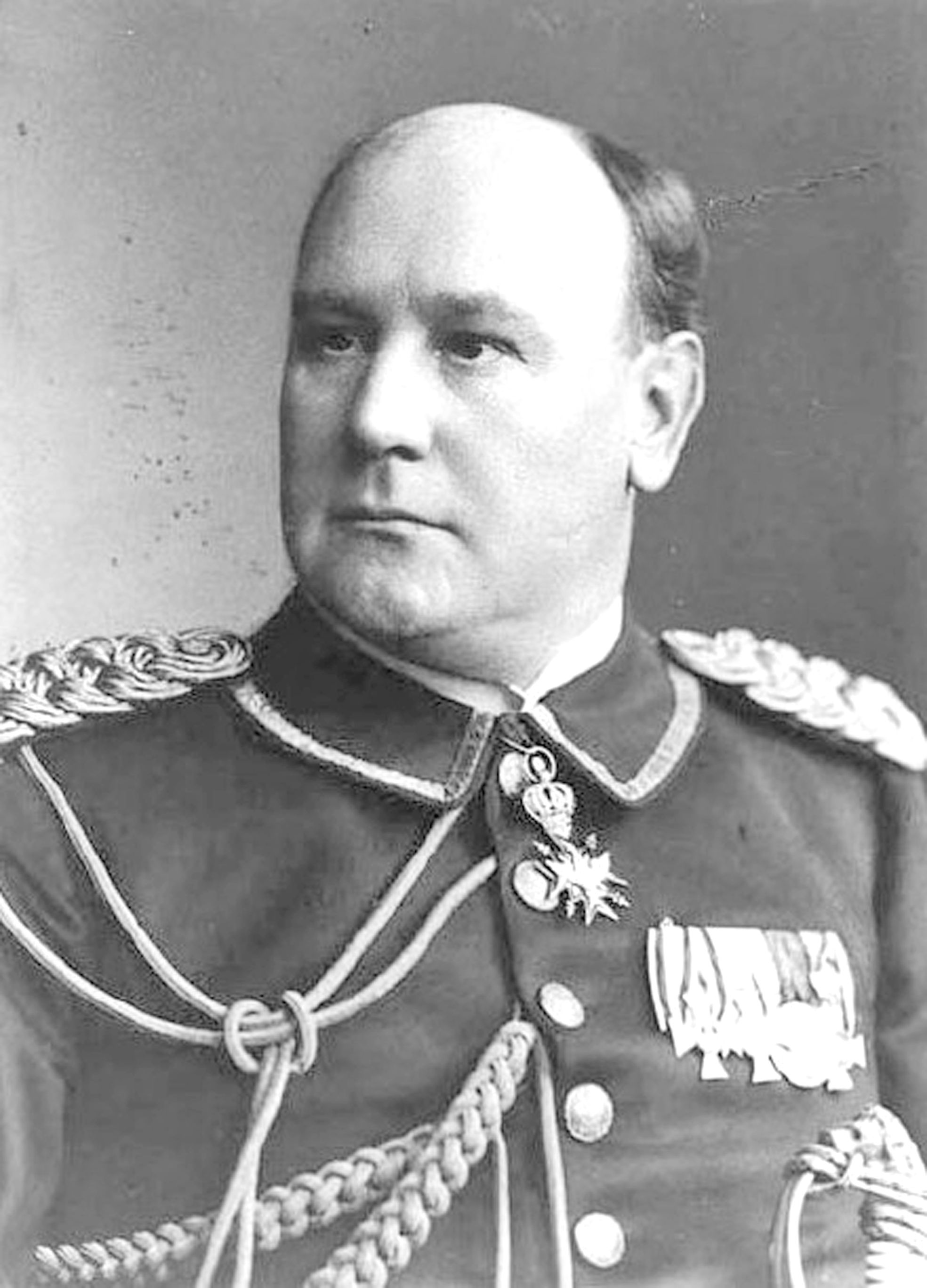 Wilhelm Solf prit ses fonctions en 1900. En 1908, les Samoa étaient devenues autonomes économiquement parlant et n’avaient plus besoin de recevoir la moindre aide financière de l’Allemagne. Cela dura jusqu’en 1914.