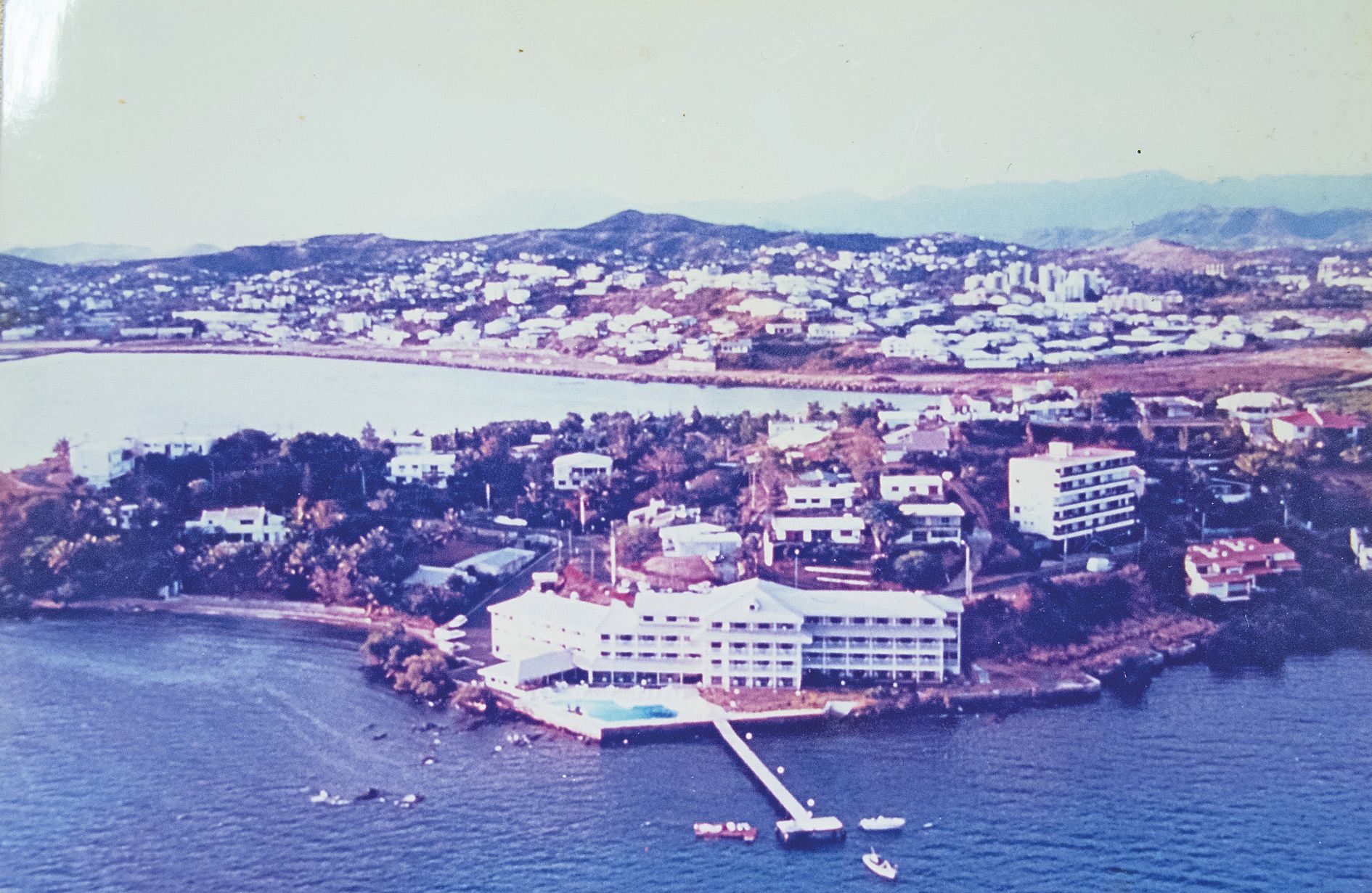 Ouvert en 1989, l’hôtel a connu son âge d’or dans les années 1990. Depuis, il a multiplié les partenariats et s’est agrandi.