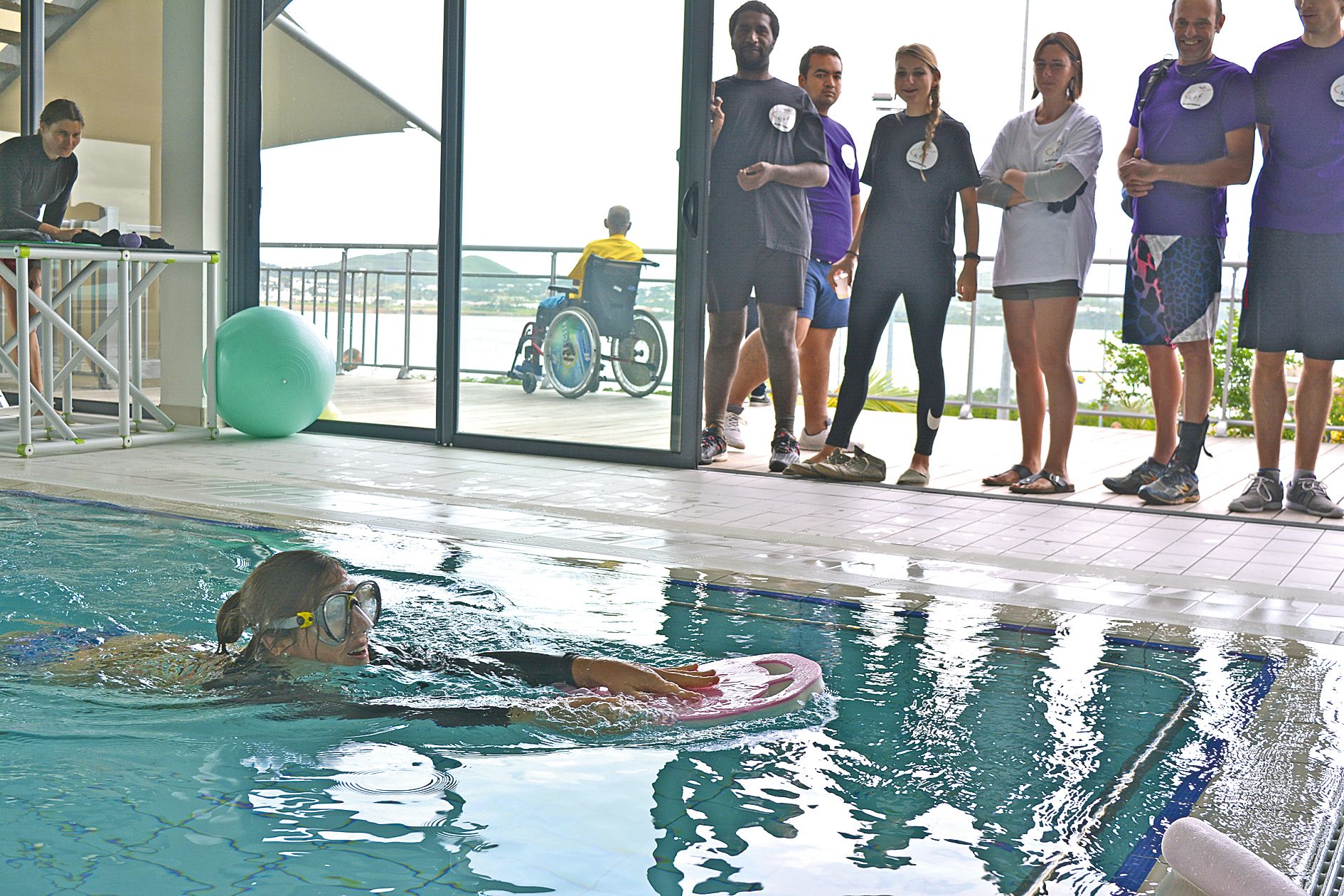 Sur un terrain de volley, dans les jardins, sur le terrain de pétanque, mais également dans la piscine… Ce challenge sportif était pour le moins varié.