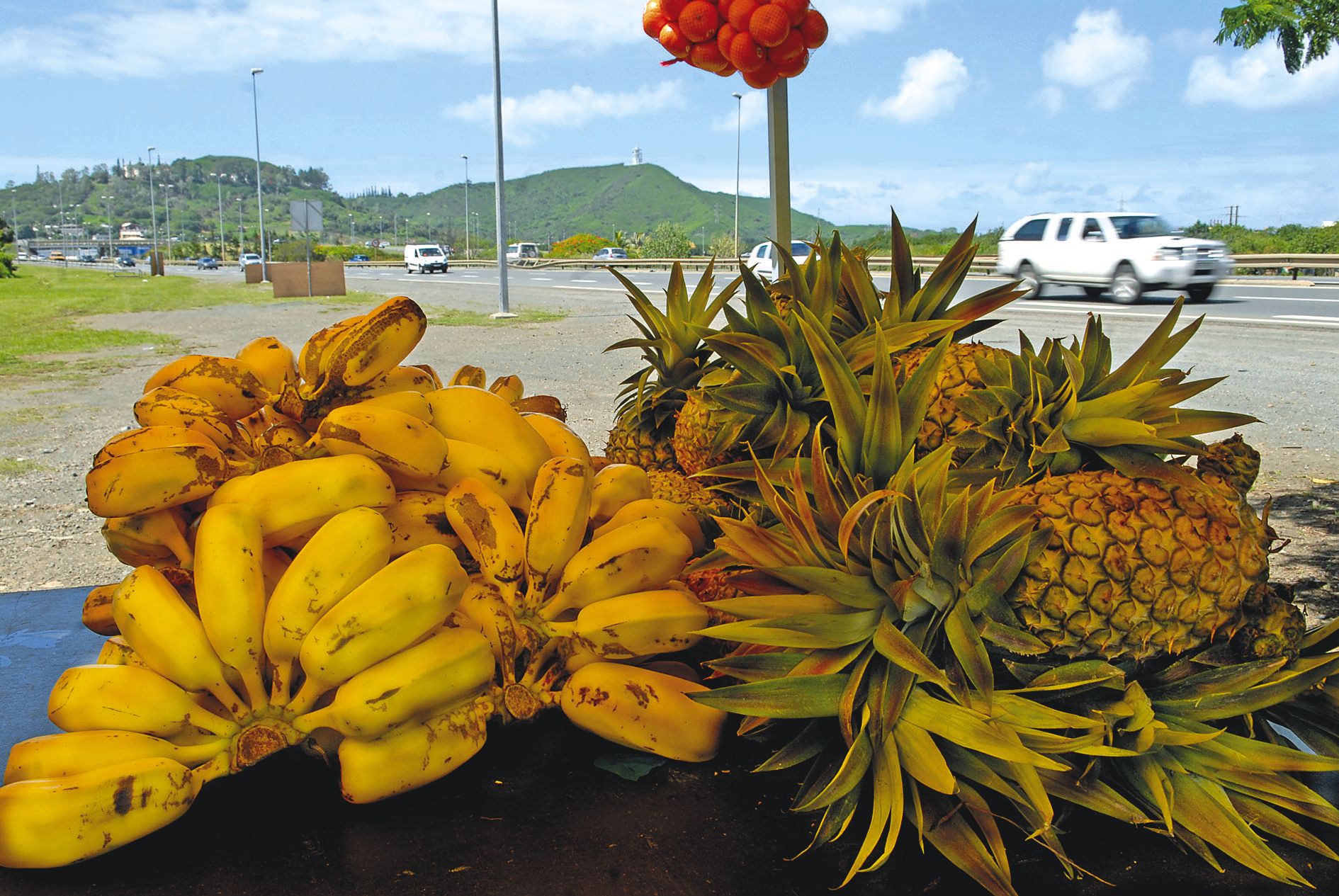 Outre la vente de fruits et de légumes qui est sans doute la plus répandue, celle de brochettes est aussi concernée.