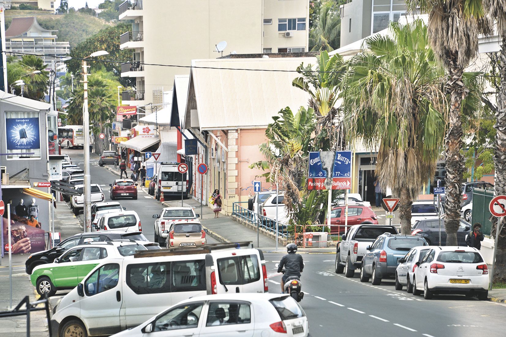 Si la rue d’Austerlitz sera interdite à la circulation, les accès au parking du CHT sont pour l’instant maintenus.