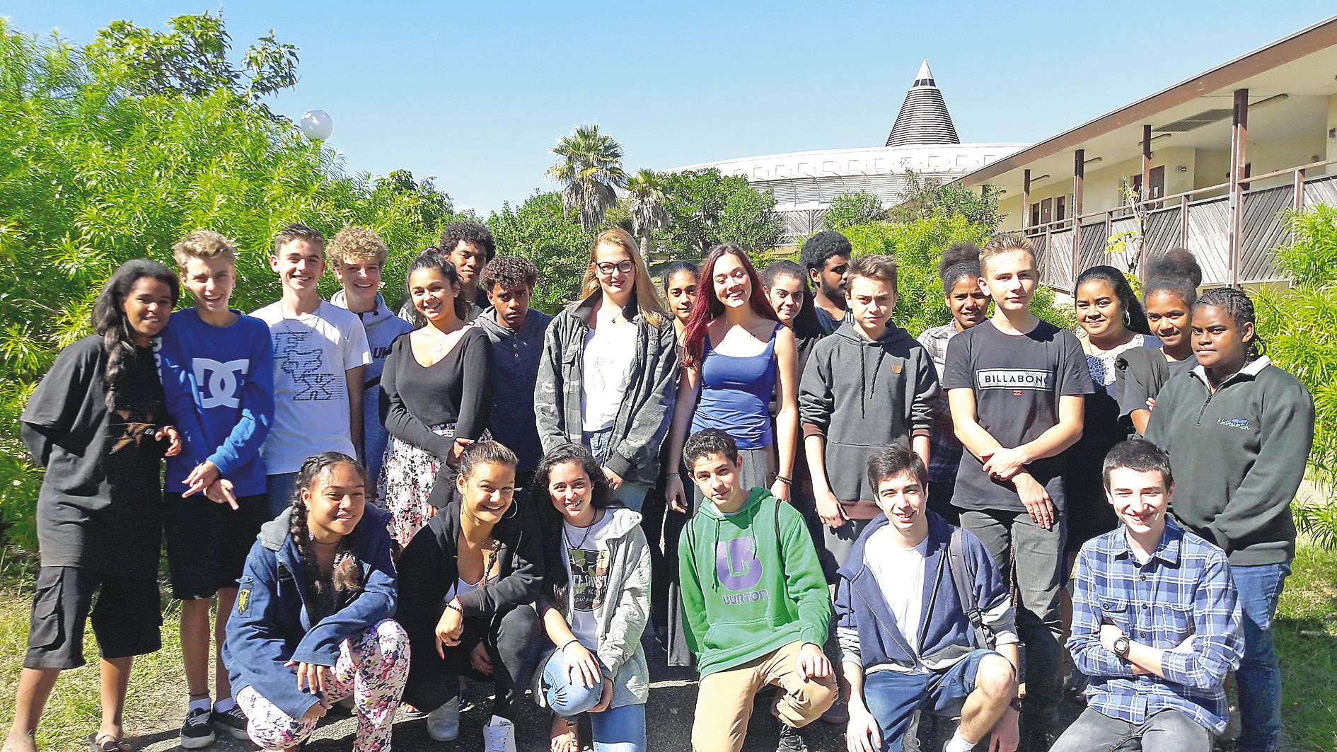 Les élèves de la classe de seconde d’Isabelle Arellano sont fiers d’accueillir deux des lycéens chiliens parmi eux.