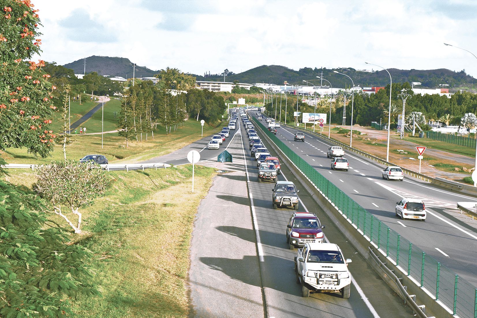 Avant le doublement de la voie express, en fin d’année dernière,  les bouchons étaient importants aux heures de pointe.