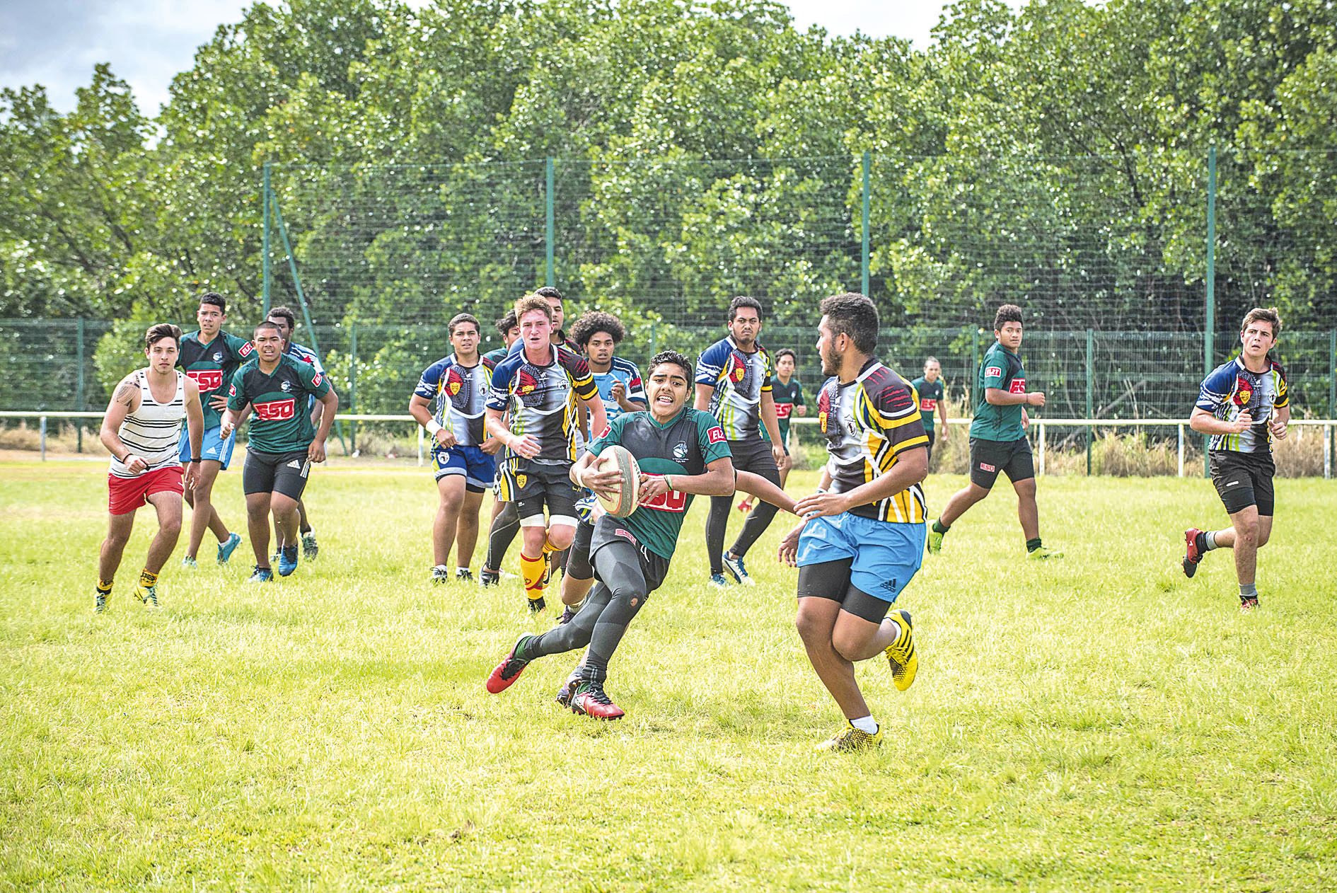 Le deuxième match de la journée opposait en U16 le bassin Crec/URC Dumbéa à celui de Païta/JSL Normandie. La rencontre s’est  soldée sur le score de 25 à 15 en faveur des premiers cités, et ce malgré quelques belles percées de leurs adversaires.