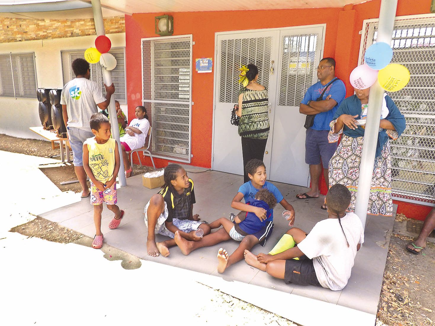 Aux Tours de Magenta, cette fête, organisée par l’association « Mieux vivre à Magenta Tours », était très attendue par les résidents. Danses des enfants et des mamans ont rythmé la matinée, suivies d’un repas. La rencontre s\'est prolongée jusqu\'en fin d