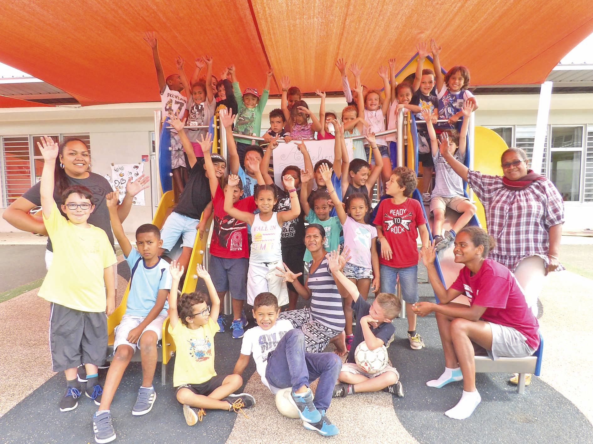 L’école Guy-Champmoreau de Tuband a été le terrain de jeu de 80 enfants de l’Acaf.  Âgés de 4 à 13 ans, ils ont participé à des ateliers artistiques sur le thème de la sculpture sur divers supports comme du savon, de la bougie, ou du plâtre.