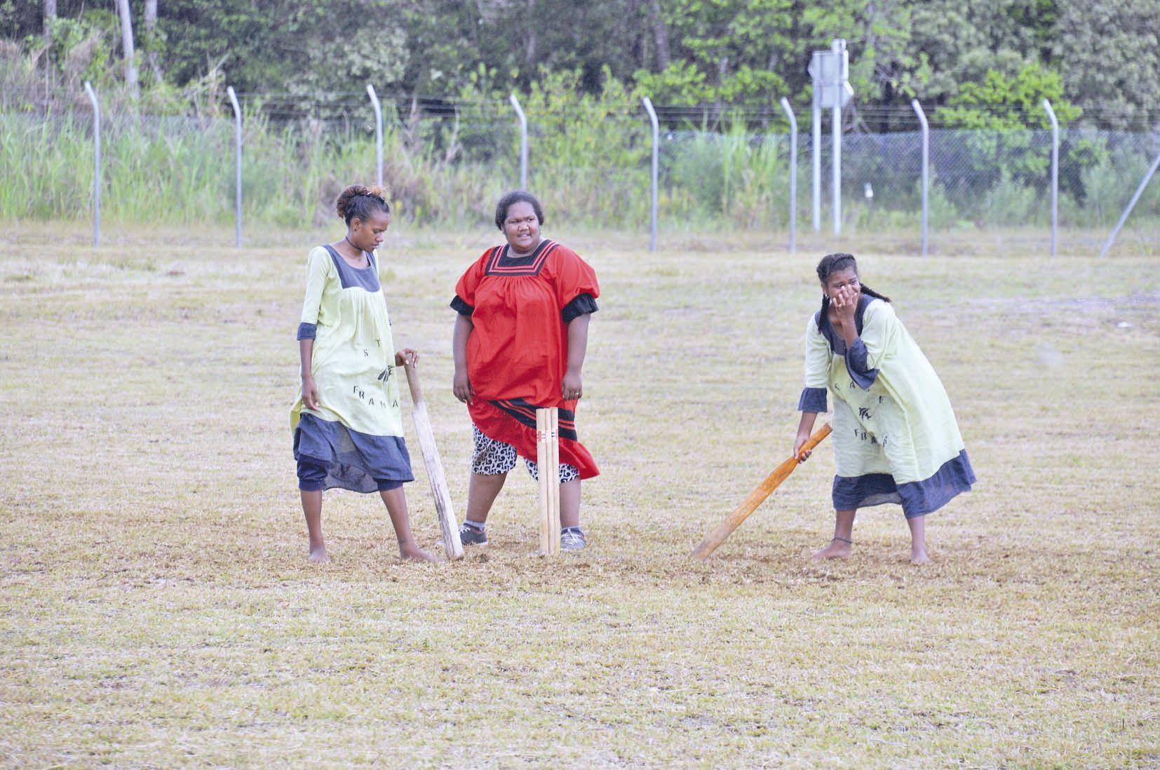 La rencontre est essentiellement tournée vers le sport pour toutes et tous, toutes générations confondues. Outre le cricket, très répandu sur l’île, des tournois de football, de volley-ball,  de handball et de pétanque ont été organisés pendant les cinq j