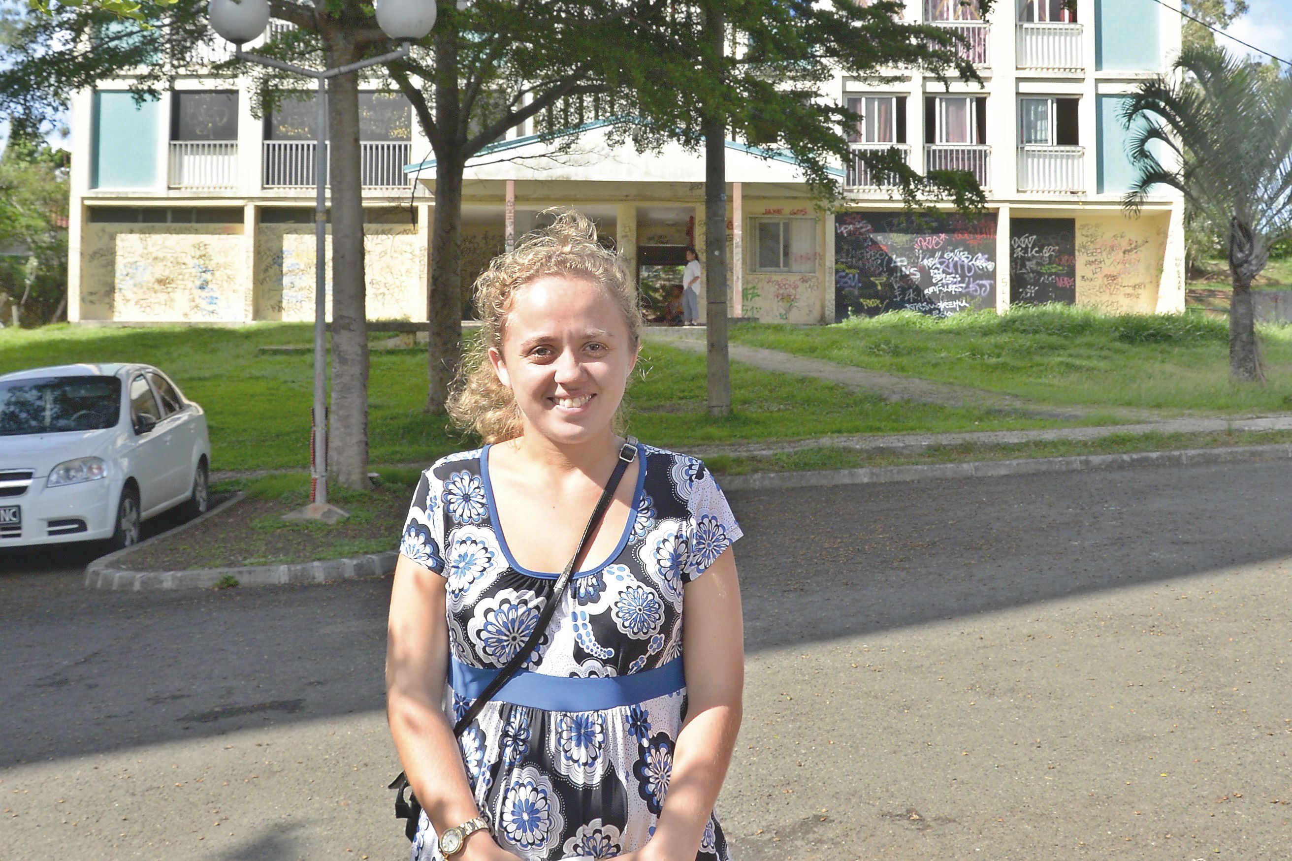 Leyla rend souvent visite à sa grand-mère. Cette dernière est arrivée du Vanuatu en 1984 avec ses huit enfants et seulement « son linge ».