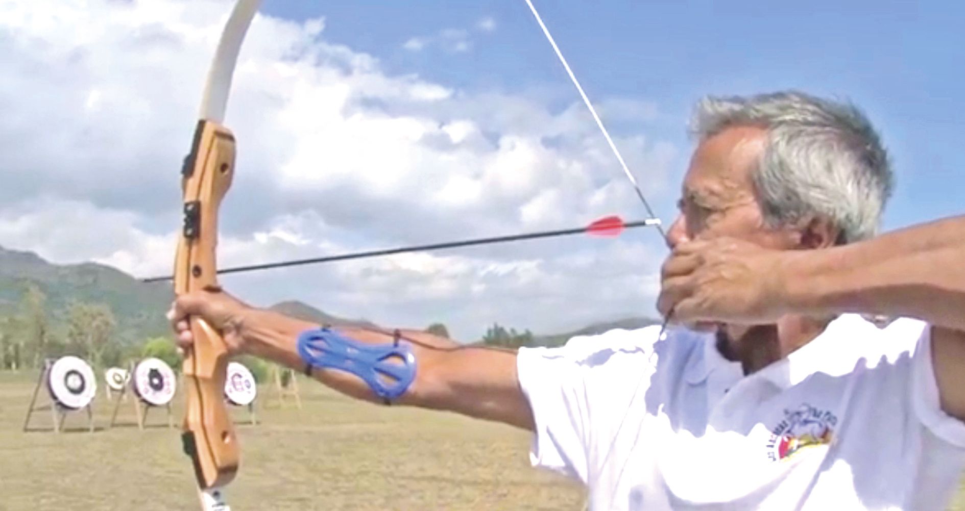 Des vidéos pour s’entraîner, comme celle des Archers de Païta, sont en ligne sur la page Facebook* de l’événement.