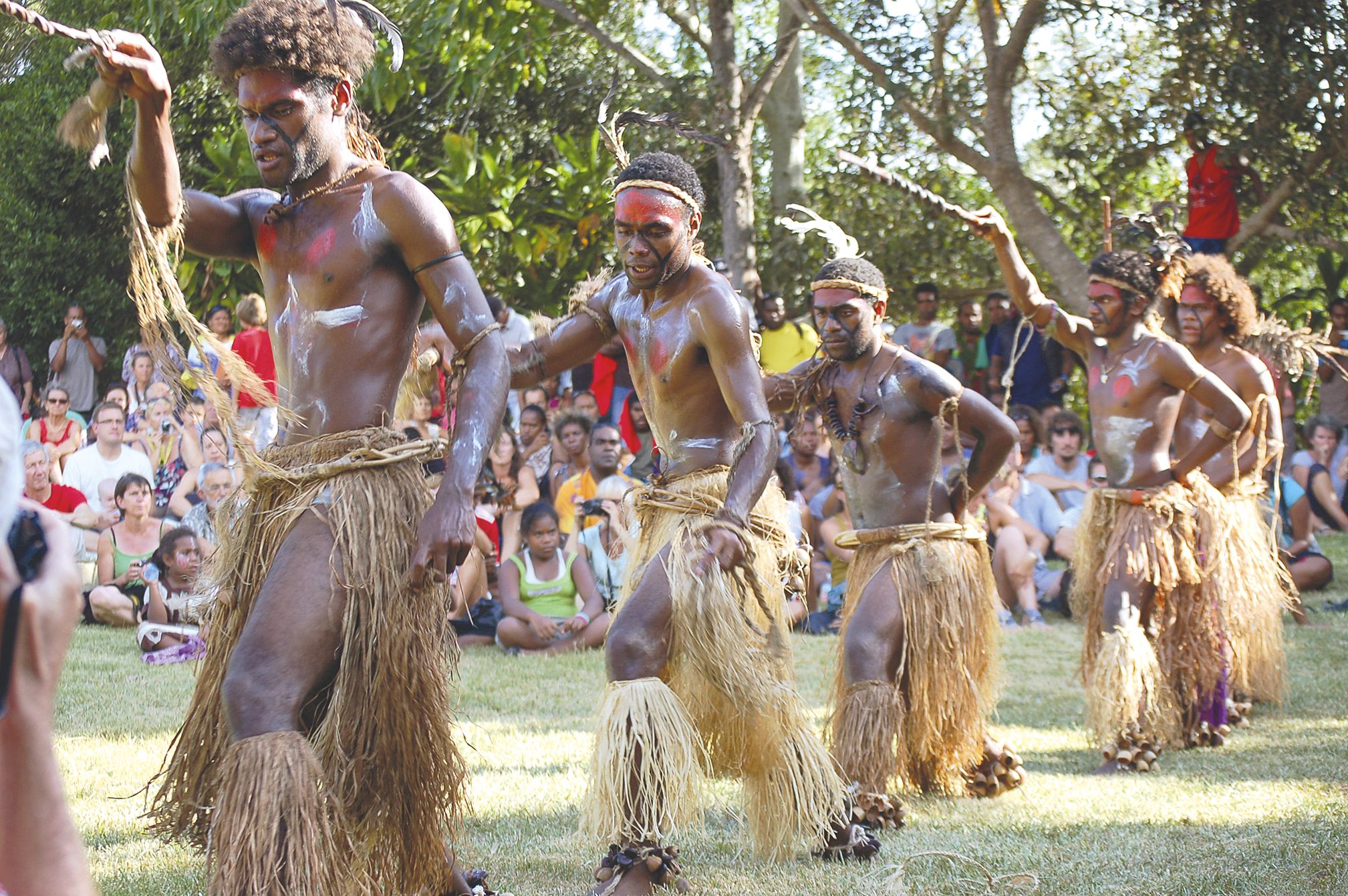 Alors qu’elle se produit jusqu’en Métropole, la troupe  du Wetr Kréation s’entraîne au parc de Rivière-Salée.