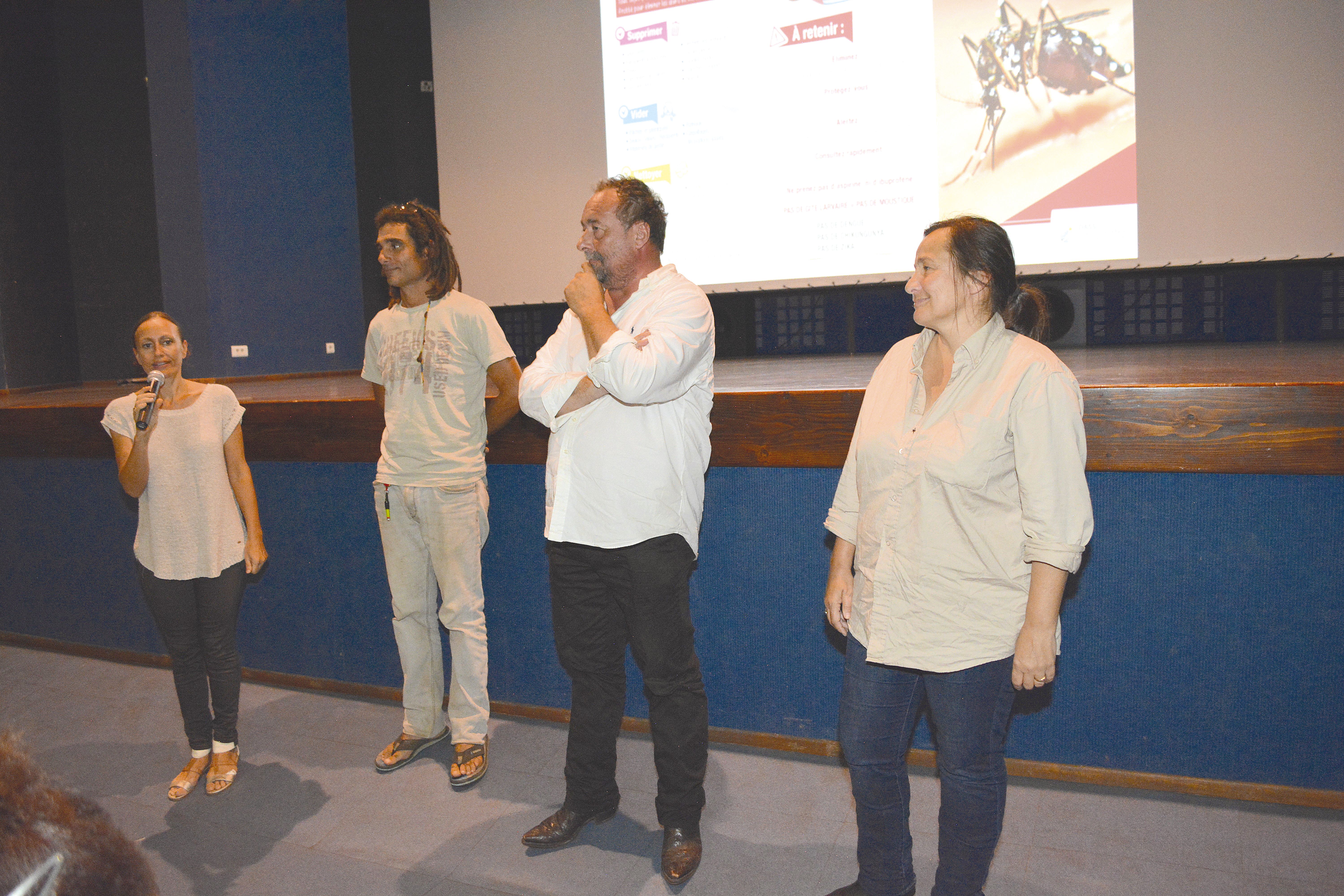 Delphine Ollier, Benjamin Bernard, Pierre Quatrefages  et Gwenaëlle des Cognets ont répondu aux spectateurs.