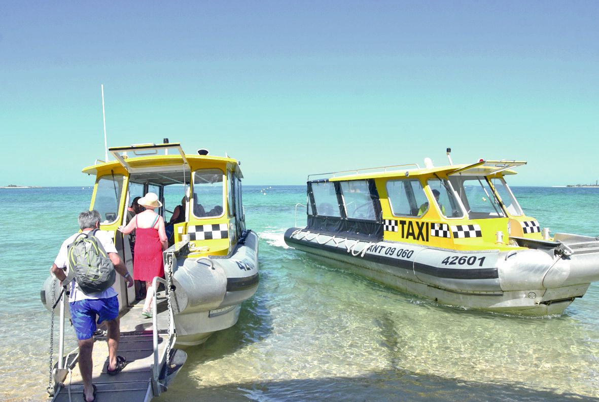 Les clients des taxis-boats vers les îlots sont à l’inverse plus clairsemés qu’à l’accoutumée. Photo C.T.