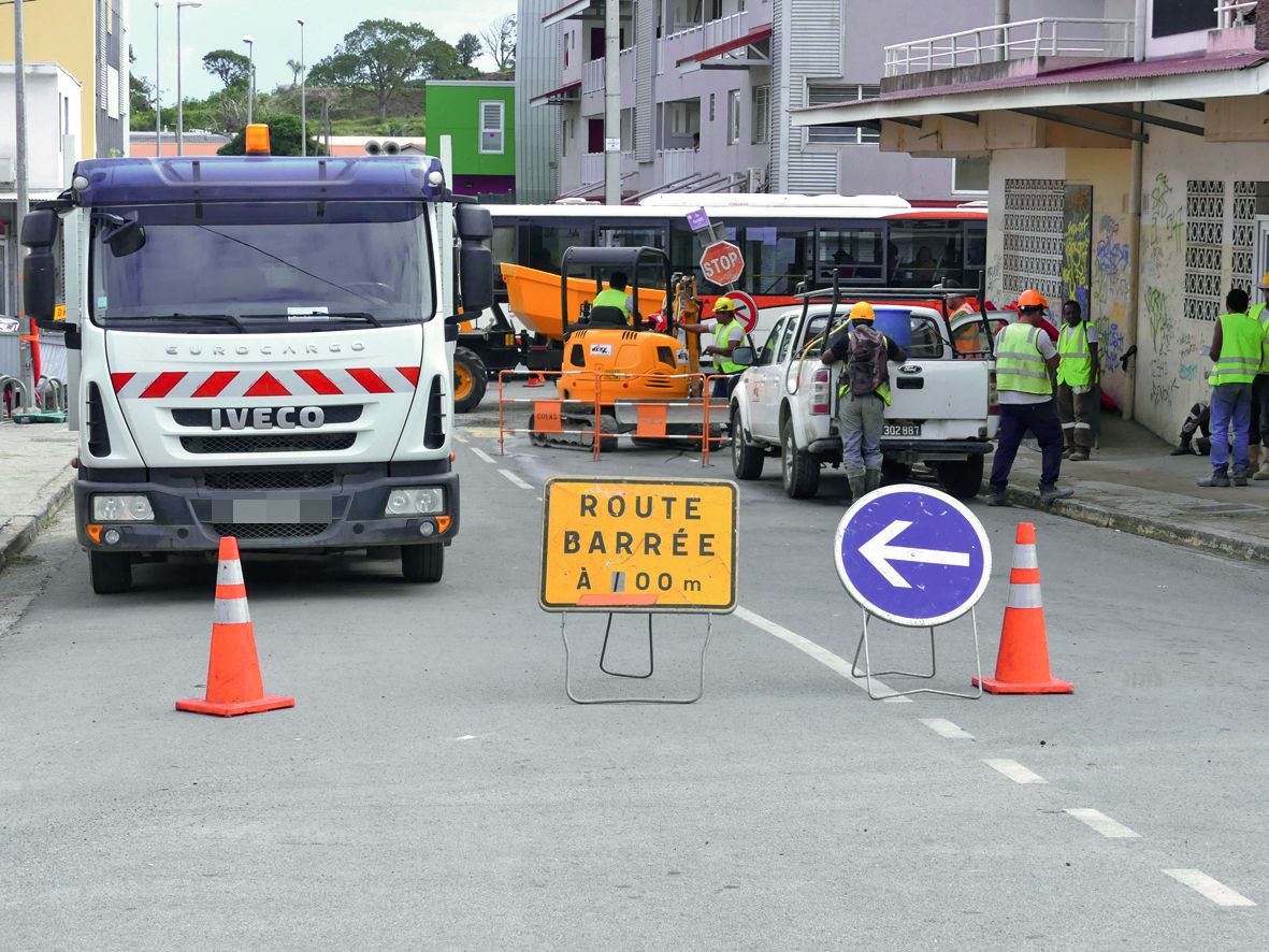 Rue Bert, la circulation a été fermée, lundi et hier à l’intersection avec la rue Unger. Le retour à la normale est prévu aujourd’hui.