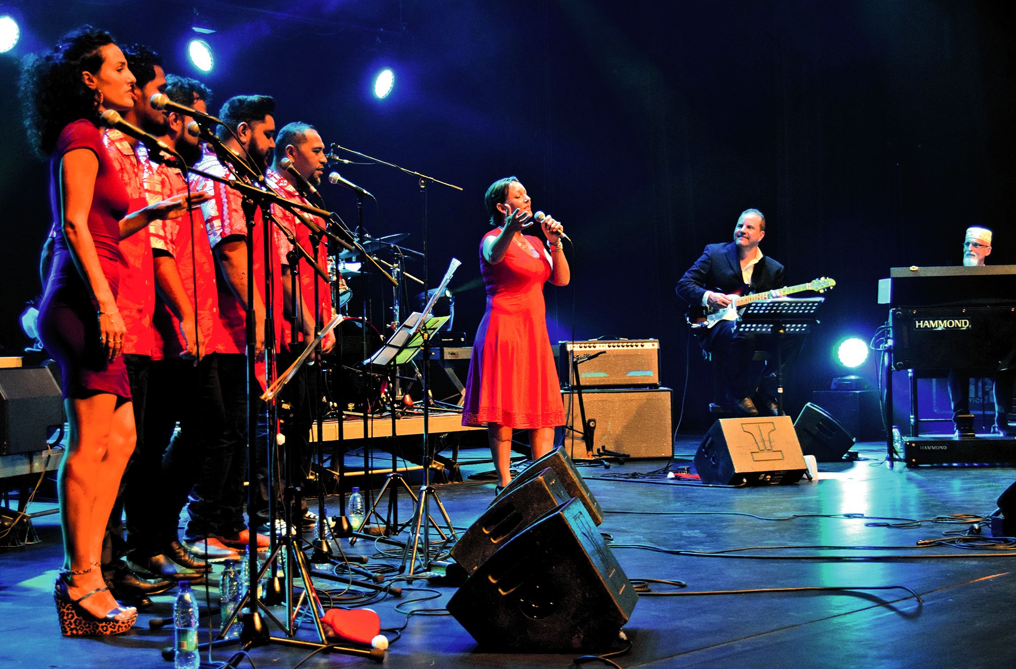 Après son concert au centre culturel du Mont-Dore, vendredi, le Blues up orchestra a continué sa tournée Noël et gospel, samedi et dimanche, à 14 heures et 18 heures, en l’église de Plum, au Vallon-Dore, en l’église de Saint-Louis et de La Conception. Der