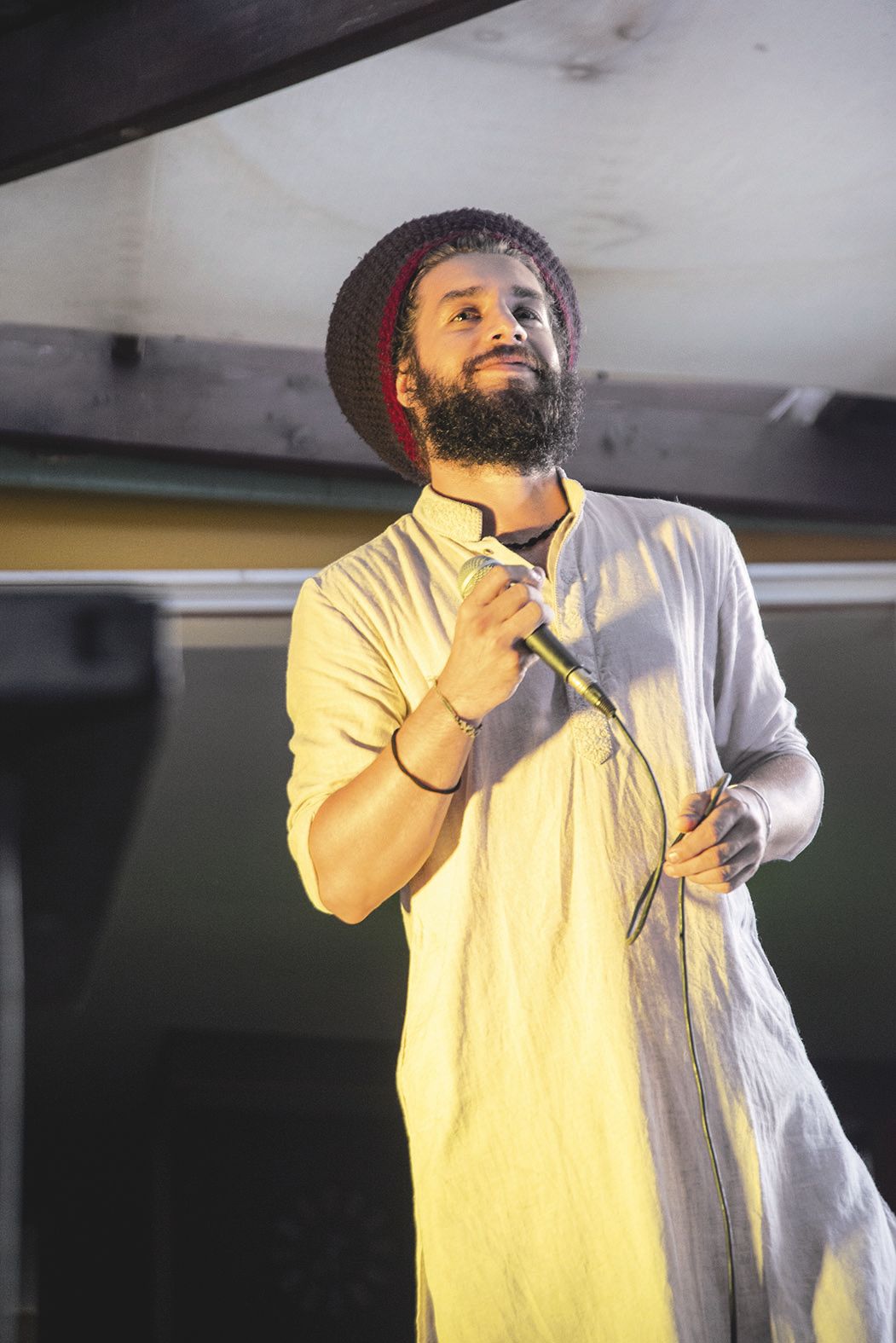 vallée-du-tir. Vendredi soir, quelques centaines de spectateurs sont venus applaudir Marcus Gad au nakamal Route 21. Balik du groupe Danakil et Wada étaient aussi de la partie.  Un autre concert attend le public à la mi-mars. Photo Cyril Terrien