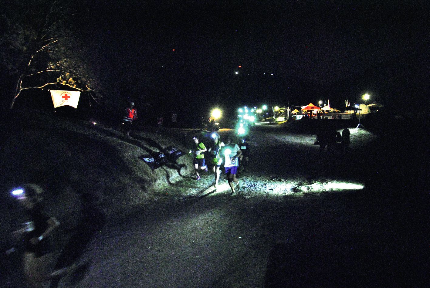 Pour participer aux courses d’orientation, le public est invité  à venir équipé d’une lampe frontale. Photo Archives LNC - G.R.