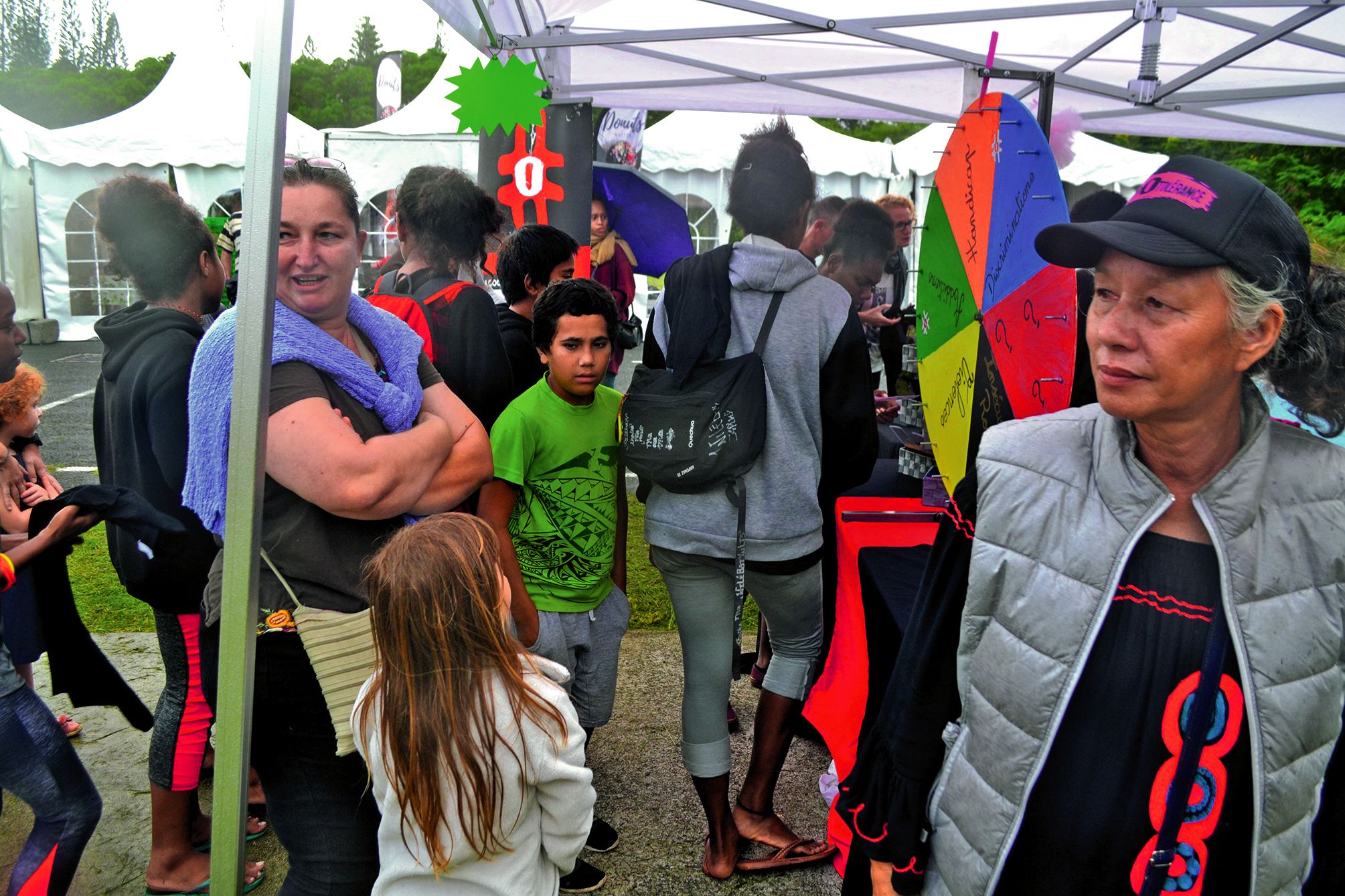 Zéro Tolérance a misé sur des jeux pour sensibiliser les plus jeunes. Des questions étaient associées à différents thèmes. Les gagnants sont repartis avec des cadeaux.