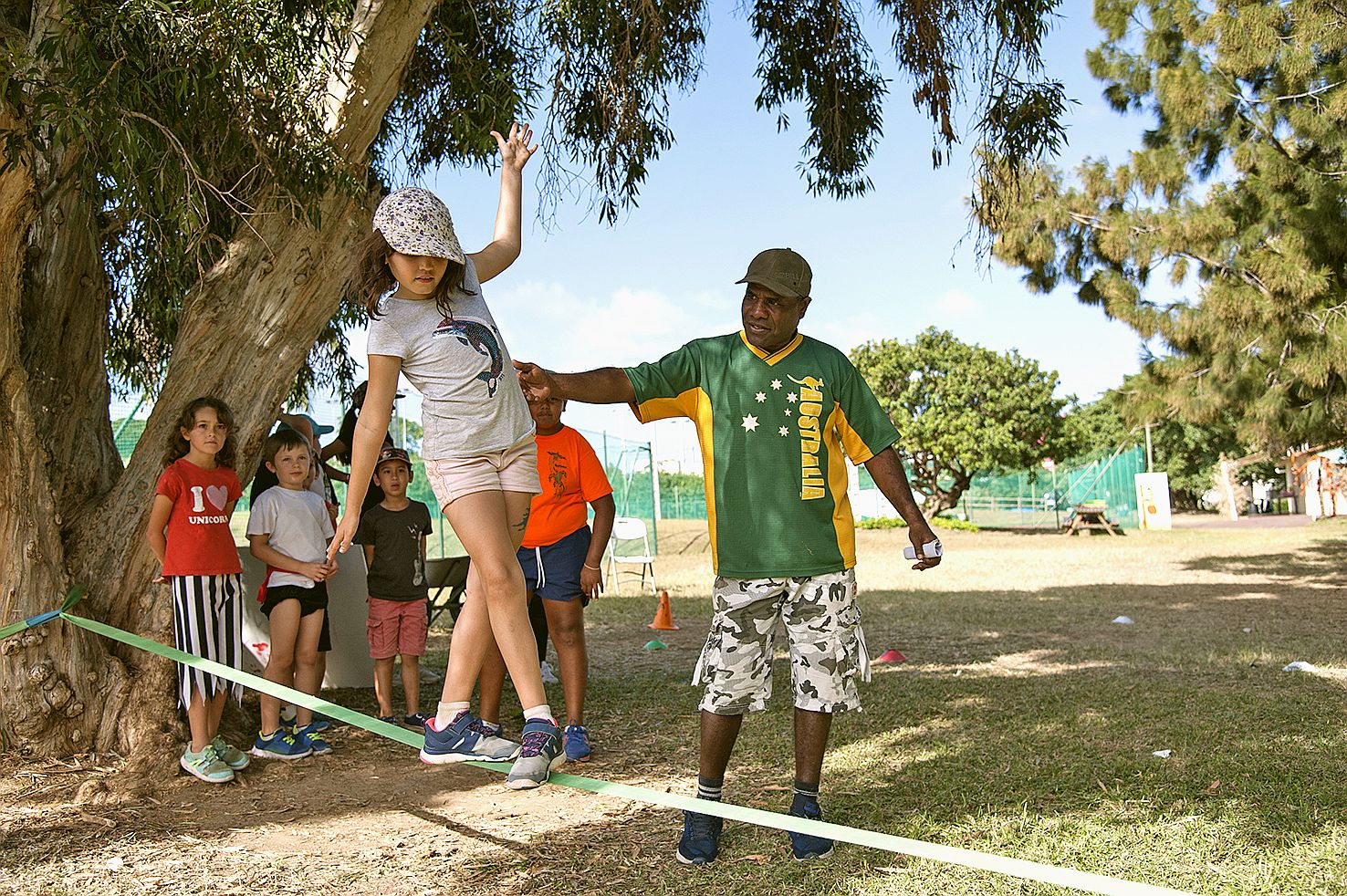 Ils sont infatigables quand il s’agit de tester leur équilibre. Les jeunes de l’association Pasport ont pu s’entraîner au Receiving sur une slackline.