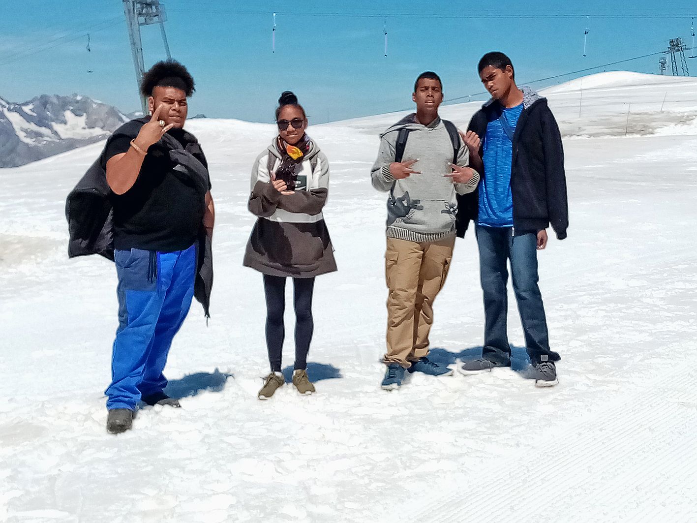 Un souvenir fort : la montée sur le glacier des Deux-Alpes (Isère), à 3 200 mètres d’altitude. 