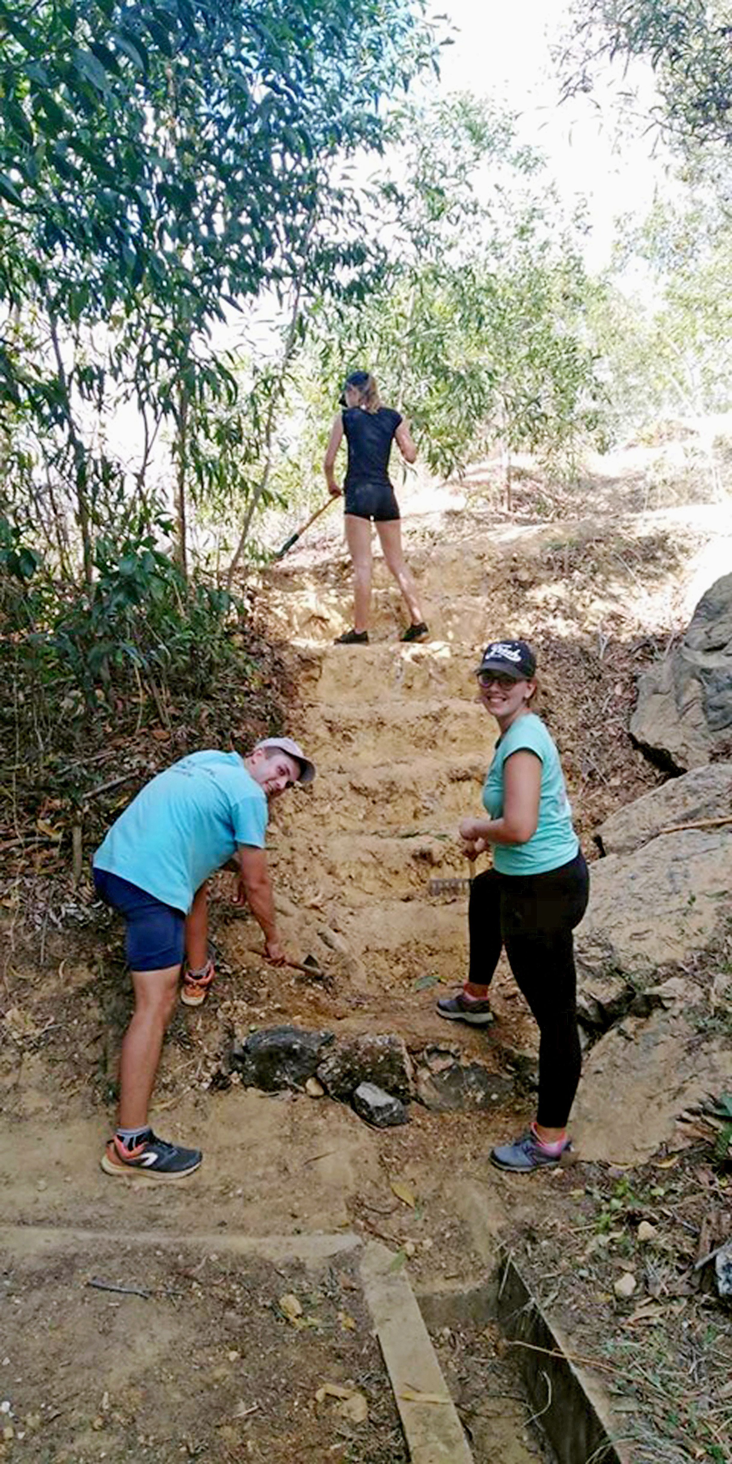 Les étudiants n’ont pas ménagé leurs efforts pour offrir  ce parcours alternatif avec des escaliers. Photo DR