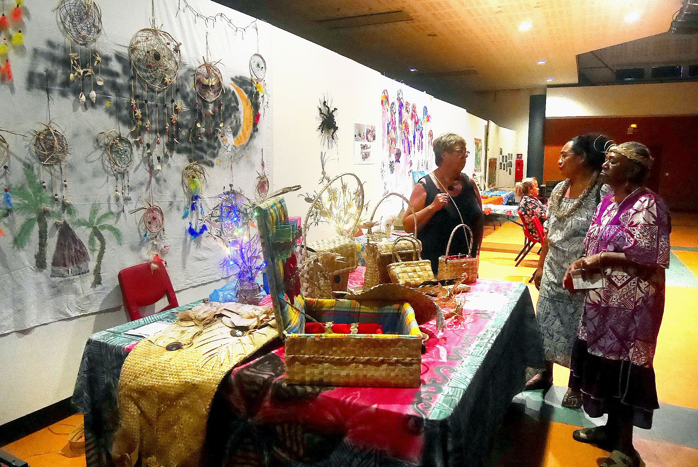 Le tremplin des tremplins s’est déroulé, samedi matin, au Dock socioculturel.  Les participants aux ateliers annuels des lieux ont proposé une restitution  de leurs cours. Sur scène, des chanteurs, des danseurs  et des acteurs se sont relayés. Photos Samu