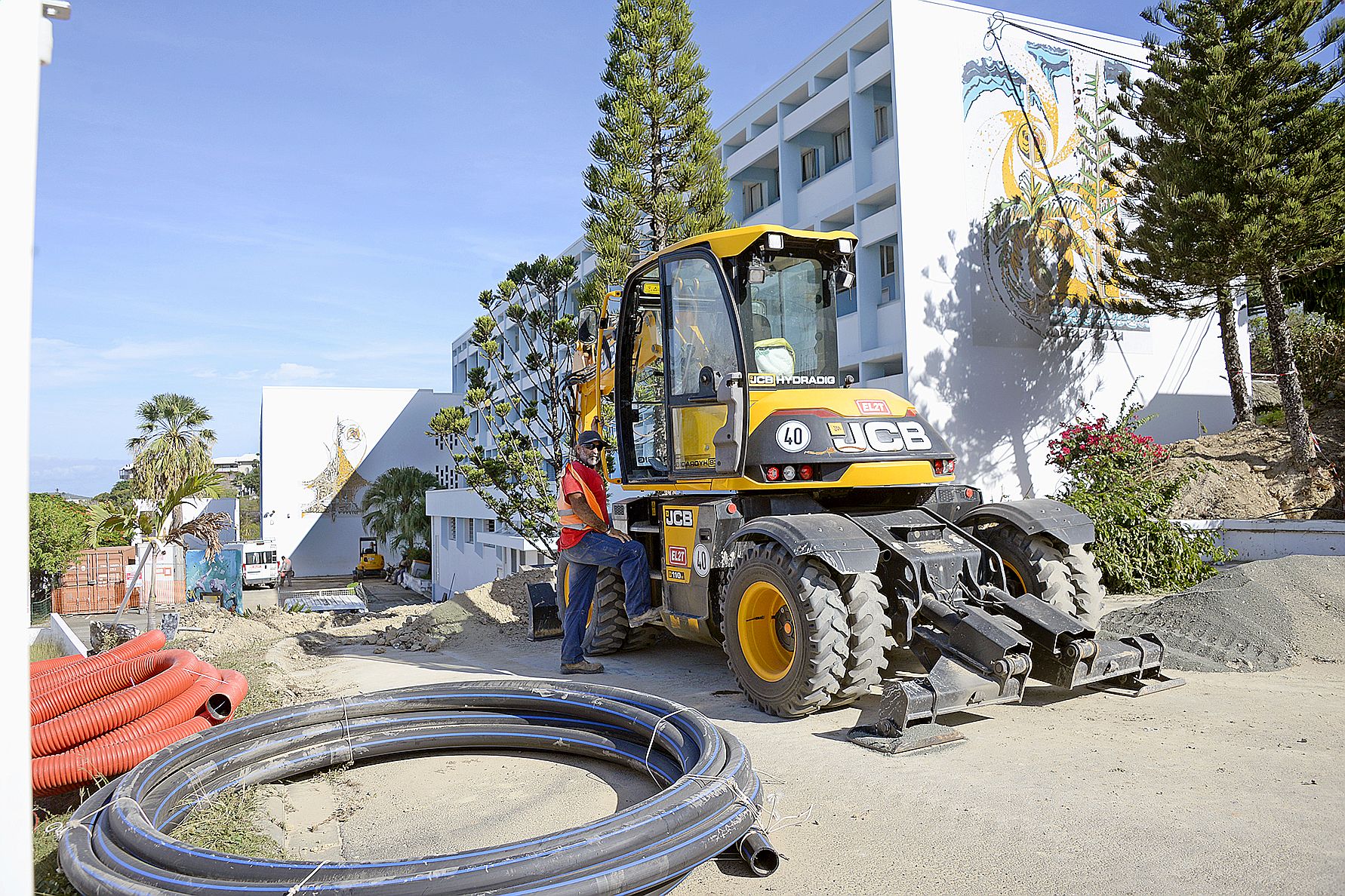 Au collège Mariotti se déroule la deuxième tranche d’importants travaux de réseaux. 