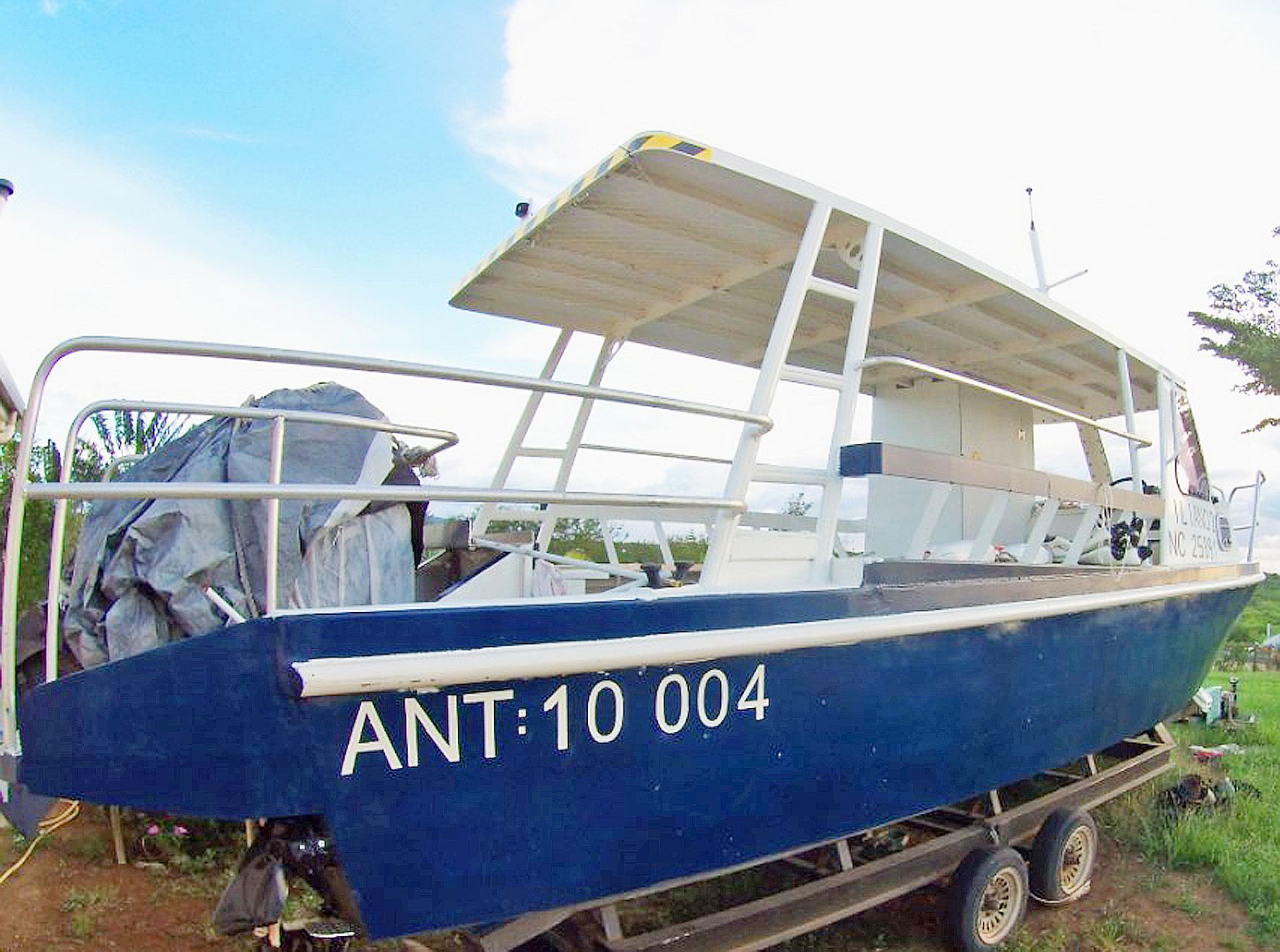 Boulari plongées sortira en mer avec un bateau de 9 mètres possédant un réfrigérateur et un W-C.Photo DR