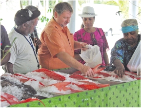 L'association des pêcheurs de Nengone a eu son propre espace pour pouvoir exposer  et vendre le « Wajuyu ».