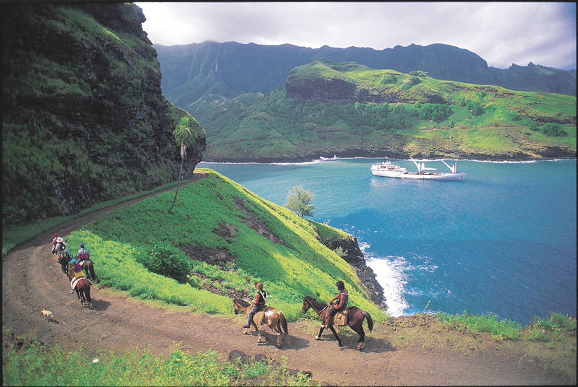 Comme ici aux Marquises, le secteur touristique souhaite désormais miser sur l'intérieur des îles et notamment sur  les activités de pleine nature.