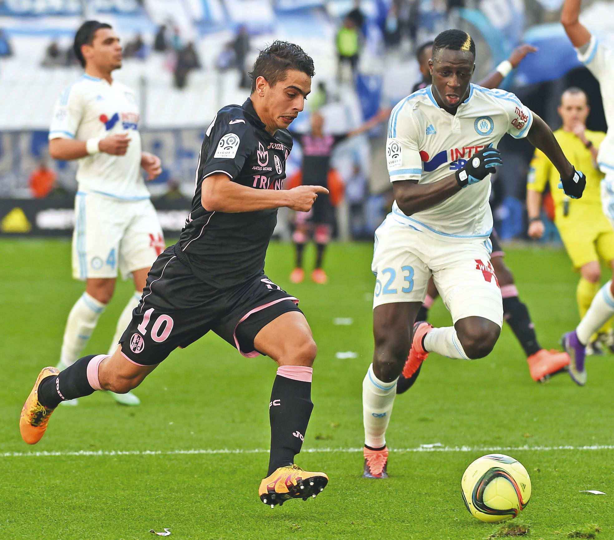 Marseille, hier. L'OM (en blanc) n'a pas réussi à battre l'avant-dernier, Toulouse, (score final 1-1) et a prolongé son ahurissante série avec un douzième match sans victoire à domicile.