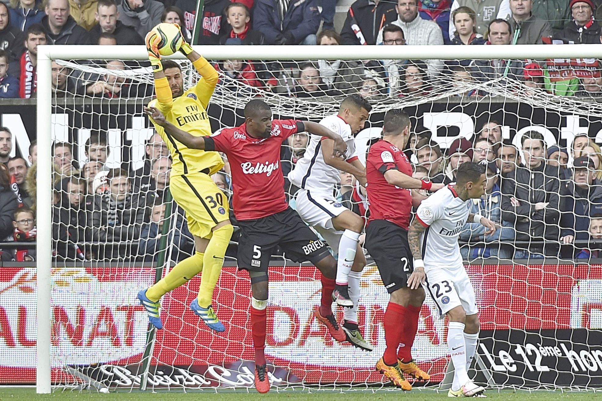 Guingamp, hier. Le PSG a préparé avec sérieux la deuxième manche de la Ligue des Champions, mercredi contre Manchester City, en s'imposant samedi à Guingamp (2-0).