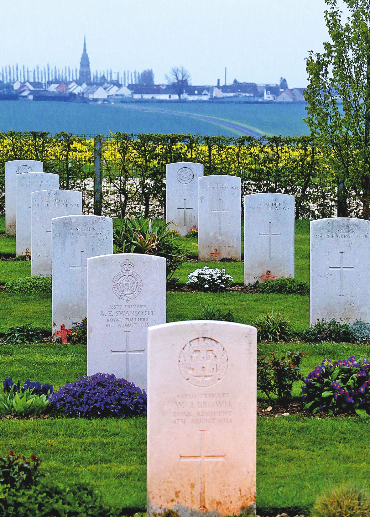 Villers-Bretonneux près d'Amiens, le lundi 25 avril. Une cérémonie émouvante s'est déroulée à l'aube, au pied  de l'imposant mémorial construit à la mémoire des combattants.