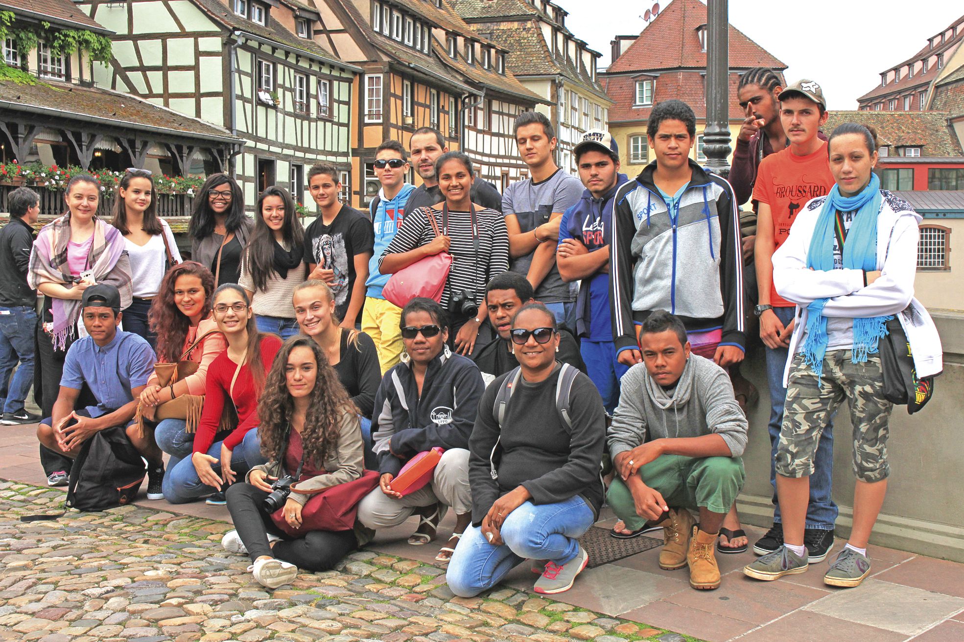 Strasbourg, juin 2016. L'un des moments clefs du voyage des lycéens de Dumbéa et de Bourail a été la visite du Parlement européen à Strasbourg. « Nos élèves ont été brillants », annonce fièrement le proviseur du lycée du Grand Nouméa.