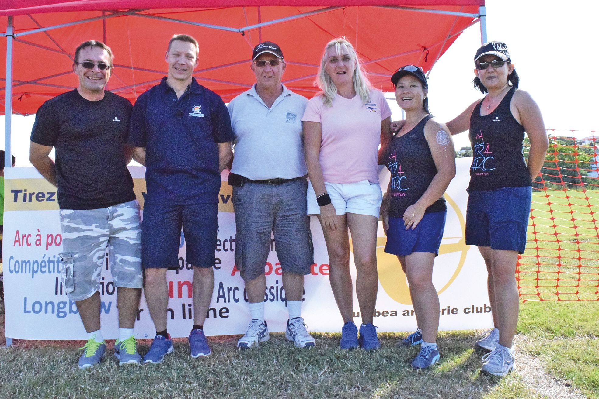 Cette journée découverte du tir à l'arc au féminin était  organisée par la ligue. Une belle équipe de membres actifs.