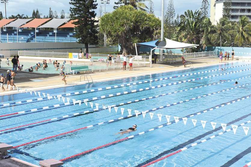 Dès lundi, la piscine du Ouen Toro fermera une heure plus tard les jours de semaine, vacances comprises.