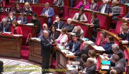 Le ministre de l'Intérieur recevra les élus calédoniens, samedi, sur la question de la sécurité