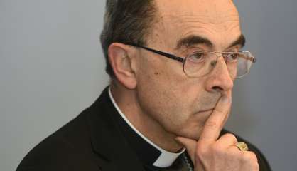 Agressions sexuelles par des prêtres: les locaux du cardinal Barbarin perquisitionnés