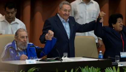 Cuba: Raul Castro entouré de la vieille garde jusqu'à son départ en 2018