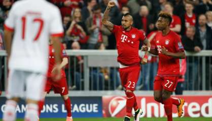 Ligue des champions: Vidal assure le service minimum pour le Bayern