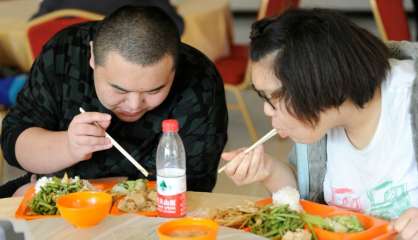 Chine: les jeunes attirés par la junk food, l'obésité explose