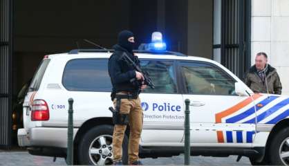 La remise à la France d'Abdeslam suspendue mais pas remise en cause