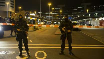 Pays-Bas: l'aéroport Schiphol d'Amsterdam partiellement évacué après une alerte, une arrestation