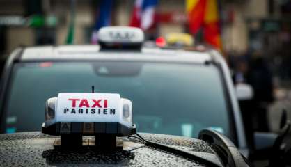 Taxis contre VTC: l'Etat s'engage à racheter les licences des taxis qui le souhaitent