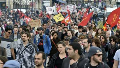 Mobilisation anti-loi travail: semaine de tous les dangers estime la presse