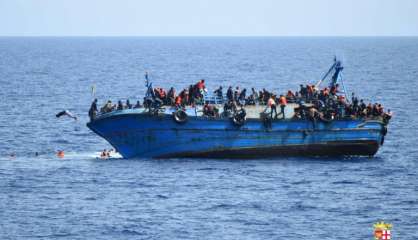 Italie: un nouveau naufrage de migrants fait 