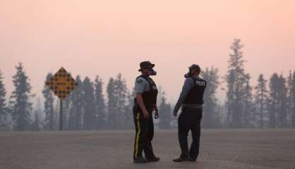 Canada: l'incendie géant de Fort McMurray pourrait s'étendre samedi