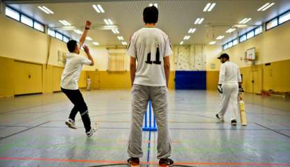 Allemagne: essor du cricket avec les réfugiés afghans et pakistanais