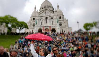 Une campagne pour faire revenir les touristes à Paris, six mois après les attentats