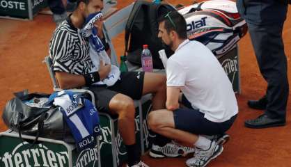 Roland-Garros: Tsonga abandonne au 3e tour