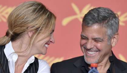 Une charge contre les médias et la finance avec le duo Clooney-Roberts à Cannes